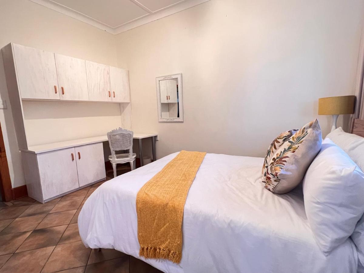 Peaceful@Swansea In Rosebank-Parkwood Apartment โจฮันเนสเบิร์ก ภายนอก รูปภาพ